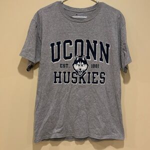 Champion UConn Huskies Gray Graphic Tee Size M